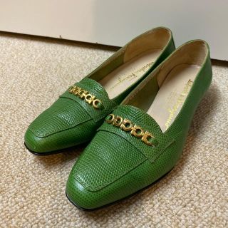 サルヴァトーレフェラガモ(Salvatore Ferragamo)のフェラガモ パンプス　22cm(ハイヒール/パンプス)