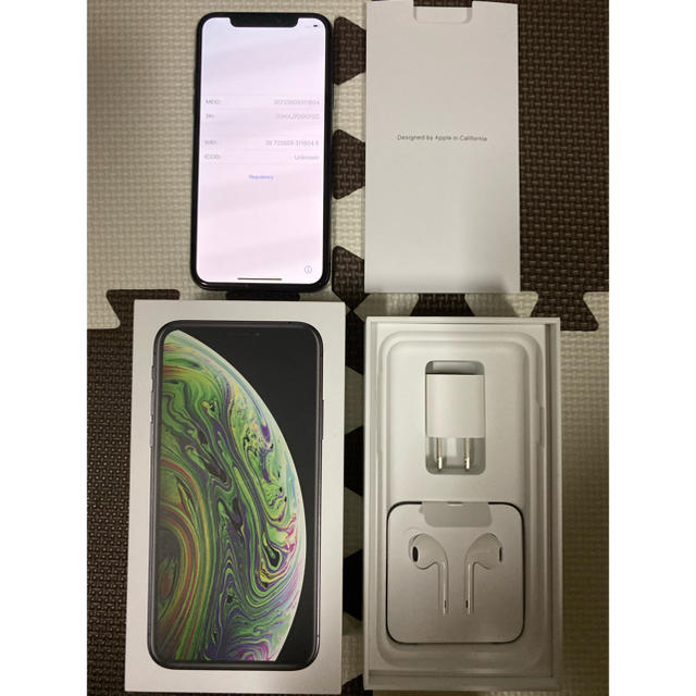 iPhone Xs  64GB  simフリー  スペースグレー