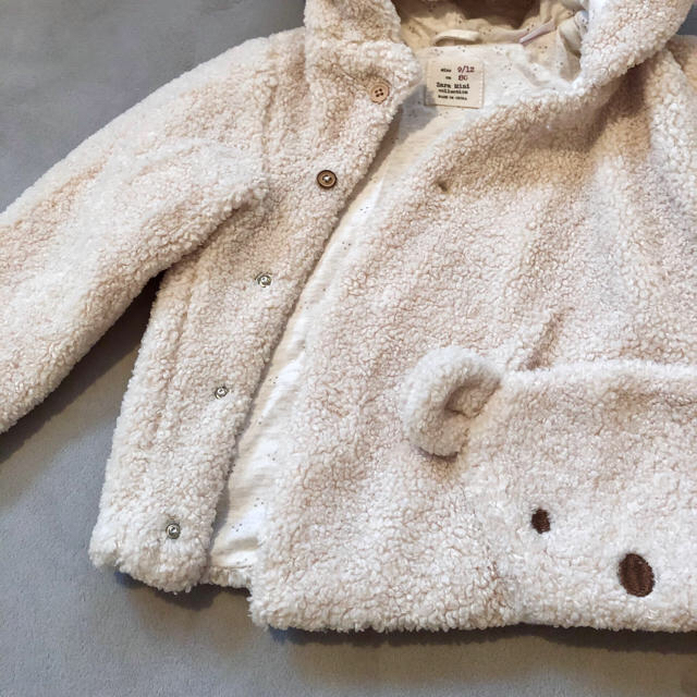 ZARA(ザラ)のZARA クマさんコート　kids サイズ9-12month キッズ/ベビー/マタニティのベビー服(~85cm)(ジャケット/コート)の商品写真