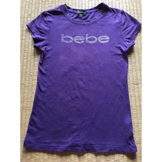 ベベ(BeBe)のbebe Tシャツ 紫(Tシャツ(半袖/袖なし))