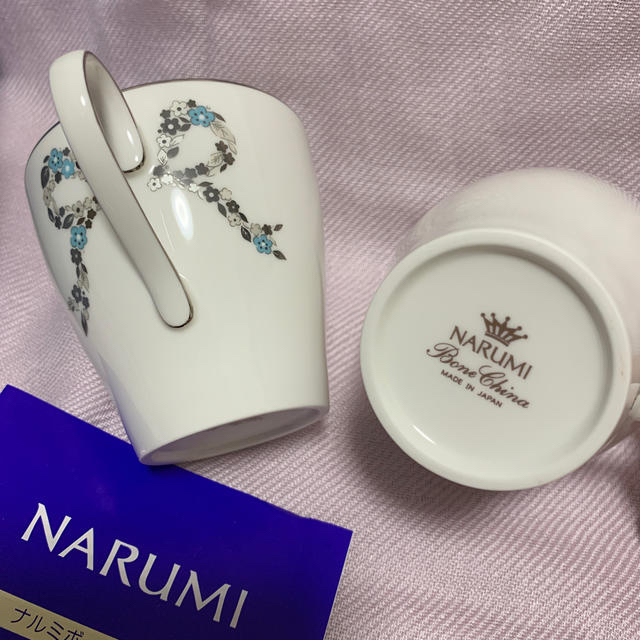 NARUMI(ナルミ)のNARUMI ペアマグ インテリア/住まい/日用品のキッチン/食器(グラス/カップ)の商品写真