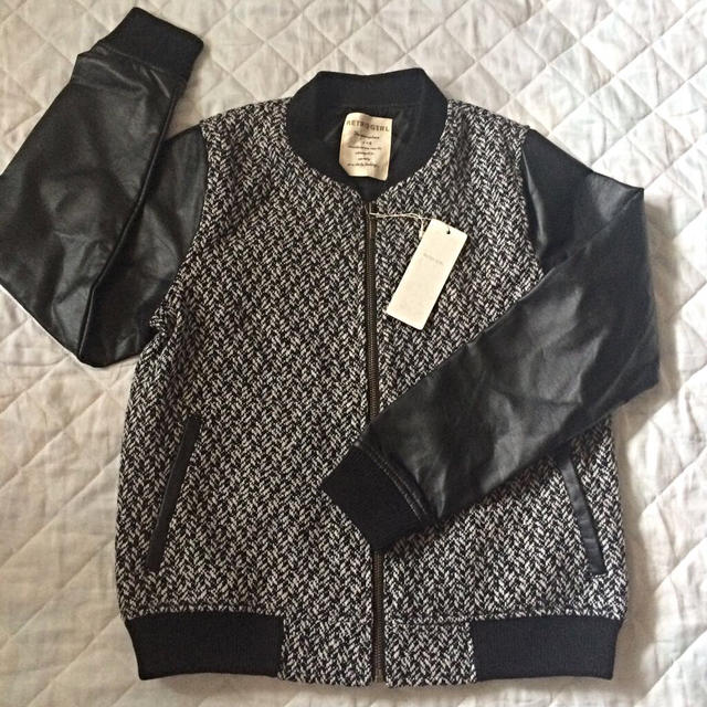 RETRO GIRL(レトロガール)の新品タグ付 お袖切替ツイードブルゾン レディースのジャケット/アウター(ブルゾン)の商品写真