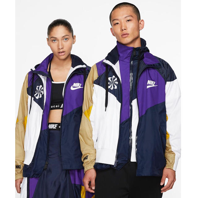 sacai(サカイ)のL Nike Sacai Hooded Anorak 紫 国内正規品 レディースのジャケット/アウター(ナイロンジャケット)の商品写真