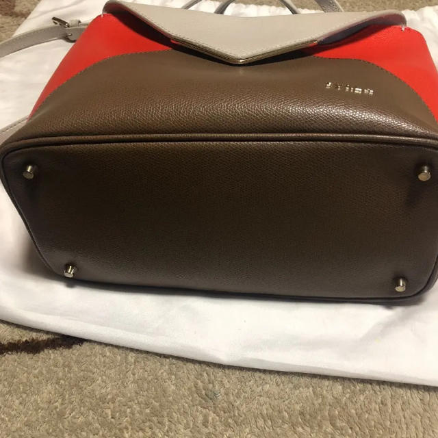 Furla(フルラ)のFURLAのバッグ レディースのバッグ(ハンドバッグ)の商品写真
