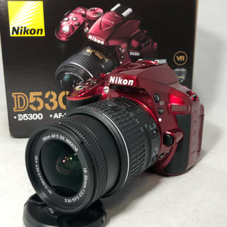 ニコン(Nikon)の超新品級 Nikon D5300 レンズKIT レッドテスト撮影のみ14ショット(デジタル一眼)