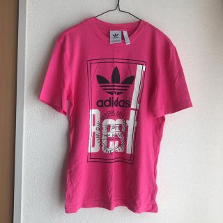 アディダス(adidas)のadidas Tシャツ(Tシャツ/カットソー(半袖/袖なし))