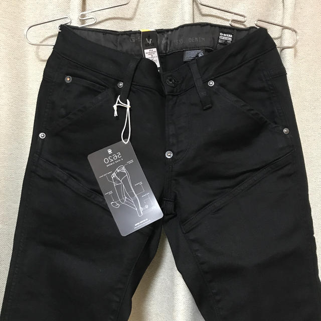 G-STAR RAW(ジースター)のG star raw エルウッド ブラック W24 レディースのパンツ(デニム/ジーンズ)の商品写真