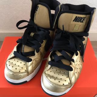 ナイキ(NIKE)のお値下げ中‼️NIKE スニーカー 25.5cm(スニーカー)