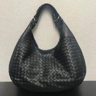 ボッテガヴェネタ(Bottega Veneta)のボッテガヴェネタ　美品☆　カンパーナ　黒　ショルダーバッグ(ショルダーバッグ)