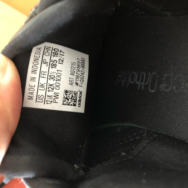 adidas(アディダス)のアディダス 18.5センチ キッズ/ベビー/マタニティのキッズ靴/シューズ(15cm~)(スニーカー)の商品写真