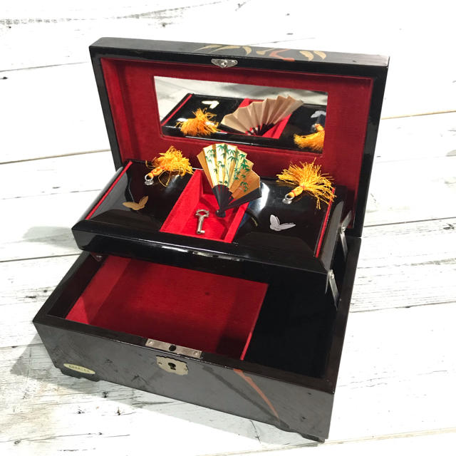 SALE/57%OFF】 オルゴール 宝石箱 漆器 山本寛斎デザイン