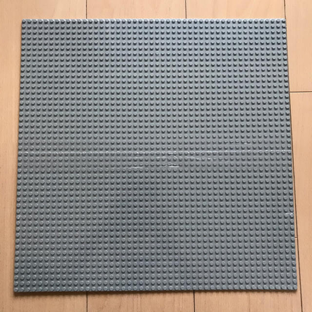 Lego(レゴ)の★未使用★LEGO レゴ 基礎板 グレー 38×38cm キッズ/ベビー/マタニティのおもちゃ(積み木/ブロック)の商品写真