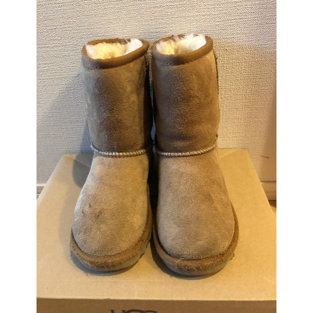 UGG(アグ)の【K♡mama様専用】ugg kids チェスナット11    17センチ キッズ/ベビー/マタニティのキッズ靴/シューズ(15cm~)(ブーツ)の商品写真