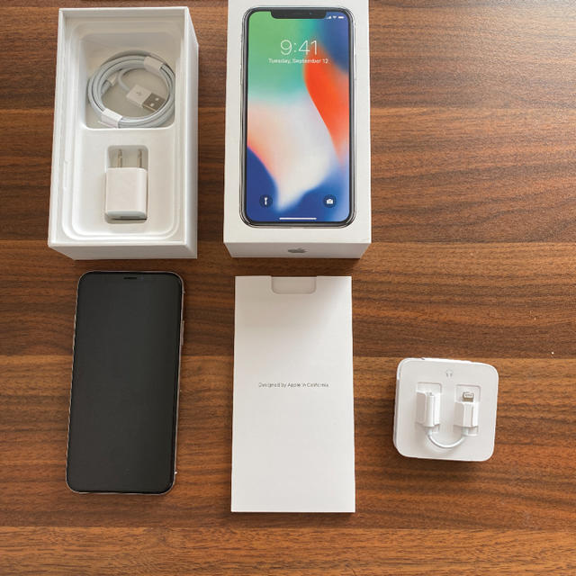 91iPhone X Silver 256 GB SIMフリー