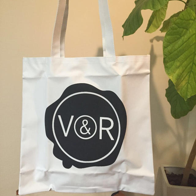 VIKTOR&ROLF(ヴィクターアンドロルフ)のV&R トートバッグ レディースのバッグ(トートバッグ)の商品写真