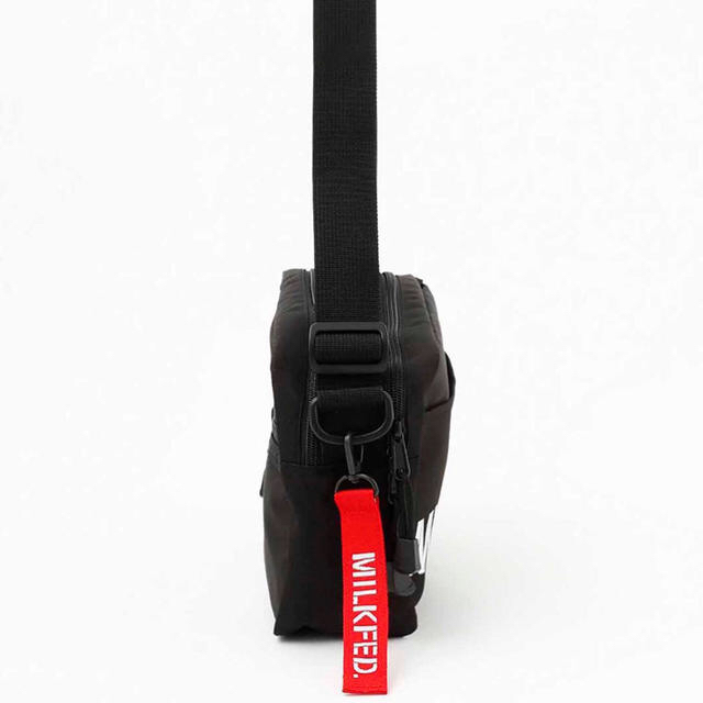 MILKFED.(ミルクフェド)のMILKFED. ネオショルダーバッグ レッド レディースのバッグ(ショルダーバッグ)の商品写真