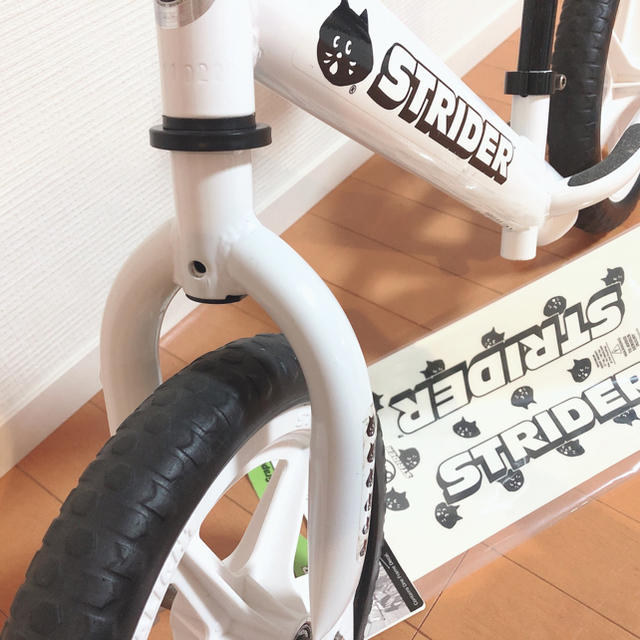 STRIDA(ストライダ)のストライダー  ネネット　にゃーモデル　限定 キッズ/ベビー/マタニティの外出/移動用品(自転車)の商品写真