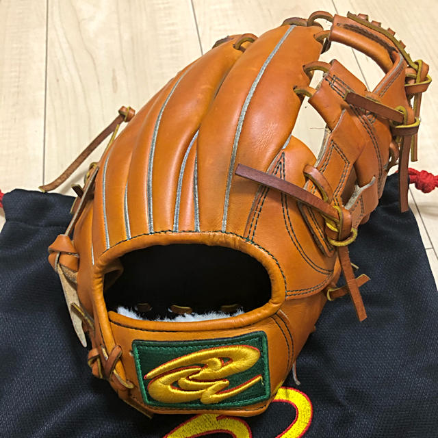 中古品 リュウ GLOVE STUDIO RYU 硬式 内野手用グローブ 402型 中古品 リュウ GLOVE STUDIO RYU 硬式 内野手用グローブ 402型