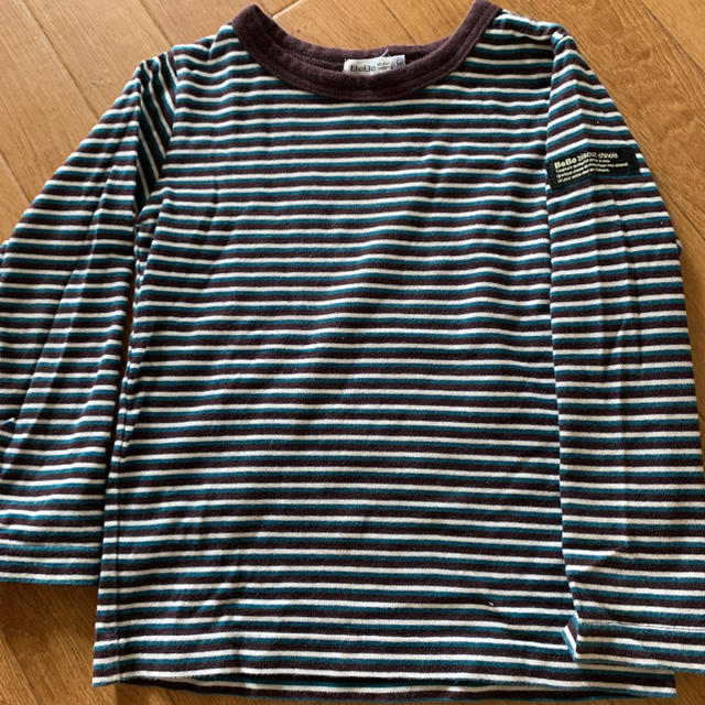 BeBe(ベベ)のBeBe ボーダーカットソー 100 キッズ/ベビー/マタニティのキッズ服男の子用(90cm~)(Tシャツ/カットソー)の商品写真