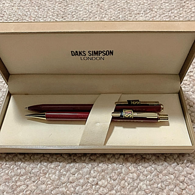 速くおよび自由な ダックス シンプソン DAKS SIMPSON シャープペン ピンク系 全長13cm 太さ0,9cm 芯0,5mm K