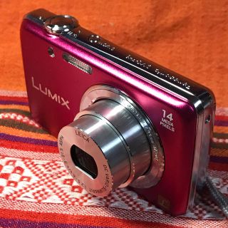 パナソニック(Panasonic)のLUMIX DMC-FH6 1410万画素 5倍ズーム 4GB SDカード付き(コンパクトデジタルカメラ)