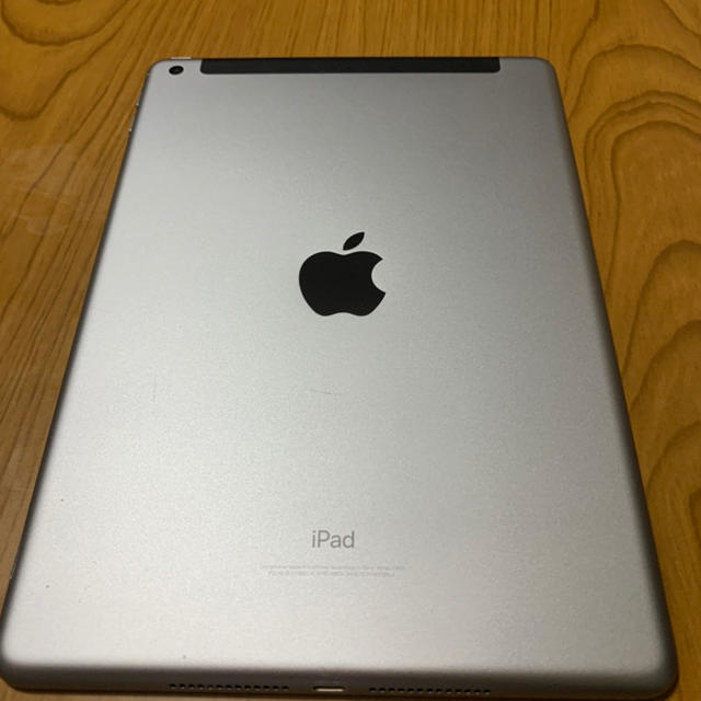 iPad第5世代 128GB SIMロック解除済み ソフトバンク