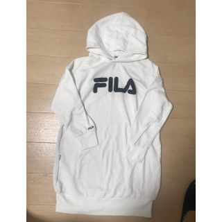 フィラ(FILA)のFILA パーカーワンピース  白 美品(パーカー)