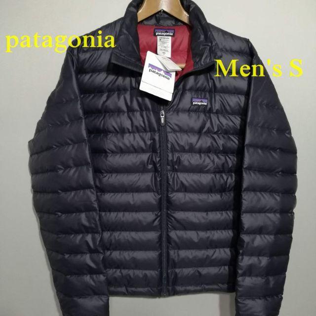 patagonia(パタゴニア)の新品 サイズS パタゴニア メンズ・ダウン・セーター ネイビー ダークパープル メンズのジャケット/アウター(ダウンジャケット)の商品写真