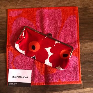 マリメッコ(marimekko)のmarimekko タオルハンカチ ポーチセット(ポーチ)