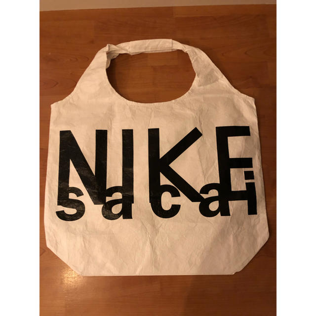 sacai(サカイ)のsacai×nike 非売品 ノベルティ バッグ レディースのバッグ(トートバッグ)の商品写真