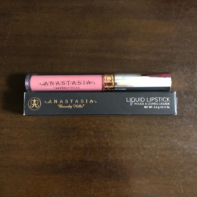 Sephora(セフォラ)の【未使用品】 アナスタシア リキッドリップスティック DUSTY ROSE コスメ/美容のベースメイク/化粧品(口紅)の商品写真