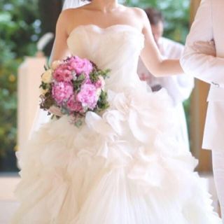 Vera Wang(ウェディングドレス)のフリマアイテム一覧 Vera Wang(ウェディングドレス)のフリマアイテム一覧