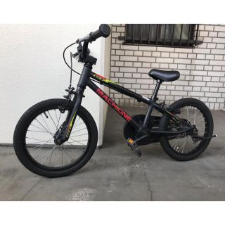 キッズMTB、GT・MACH ONE 16インチ 子供用マウンテンバイク。