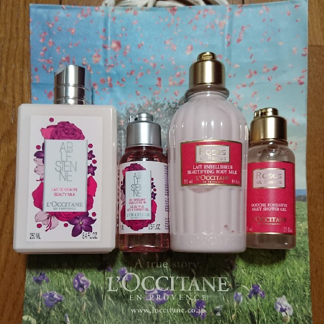 L'OCCITANE(ロクシタン)のikumic様専用 ロクシタン ローズ リボンアルル ４個セット 新品 コスメ/美容のボディケア(ボディローション/ミルク)の商品写真