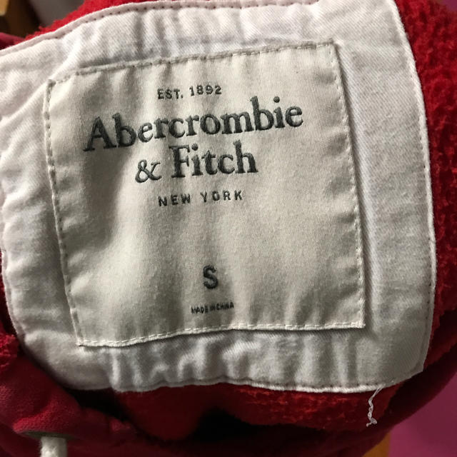 Abercrombie&Fitch(アバクロンビーアンドフィッチ)のAbercrombie & Fitch アバクロ ヴィンテージパーカー メンズのトップス(パーカー)の商品写真