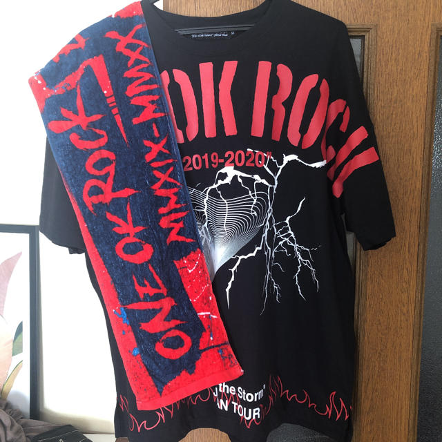 ONE OK ROCKワンオクツアーTシャツMタオル