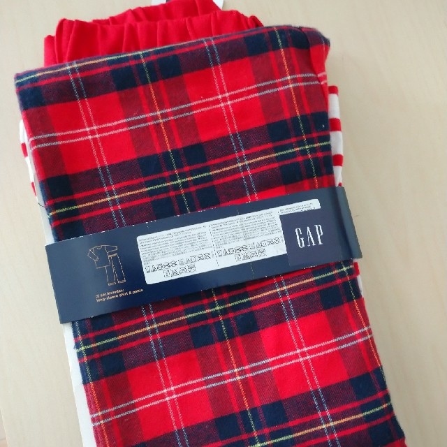 PENDLETON(ペンドルトン)の新品未使用 GAP PENDLETON パジャマ 130 上下セット xmas  キッズ/ベビー/マタニティのキッズ服女の子用(90cm~)(パジャマ)の商品写真