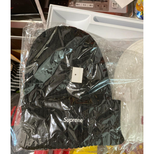 Supreme(シュプリーム)のSupreme Overdyed Beanie black メンズの帽子(ニット帽/ビーニー)の商品写真