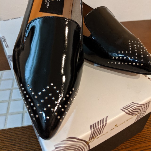RISA様専用 ギルドジャコモギャラリー オペラパンプスブラック 24cm レディースの靴/シューズ(ハイヒール/パンプス)の商品写真