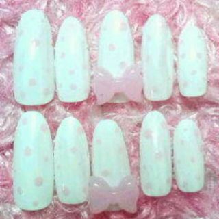 ドット柄ネイル(つけ爪/ネイルチップ)