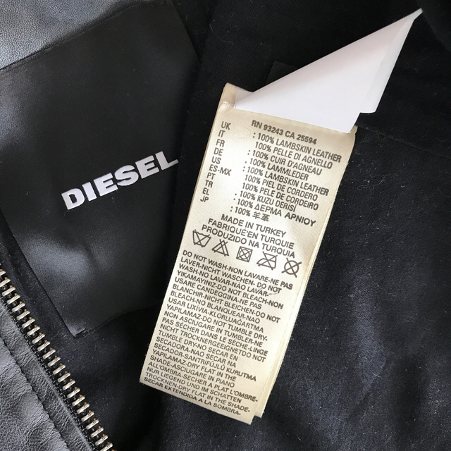 DIESEL(ディーゼル)のお値引き！DIESEL 墨黒ラムレザーJK レディースのジャケット/アウター(ライダースジャケット)の商品写真