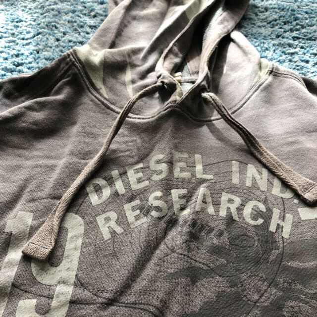 DIESEL(ディーゼル)のかくれももじり様専用   ディーゼルのノースリーブパーカー メンズのトップス(Tシャツ/カットソー(半袖/袖なし))の商品写真