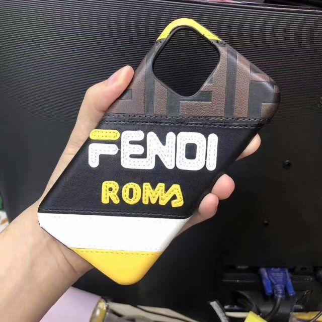 FENDI(フェンディ)のFENDI送料無料 iPhone携帯ケース  スマホ/家電/カメラのスマホアクセサリー(iPhoneケース)の商品写真