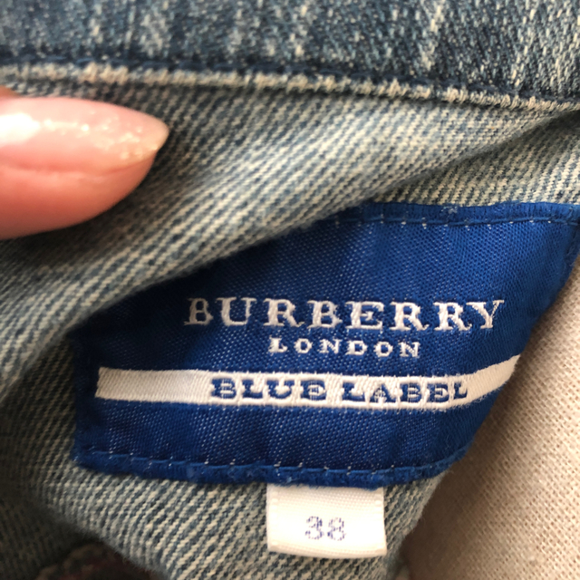 BURBERRY BLUE LABEL(バーバリーブルーレーベル)のバーバリーブルーレーベルGジャン レディースのジャケット/アウター(Gジャン/デニムジャケット)の商品写真