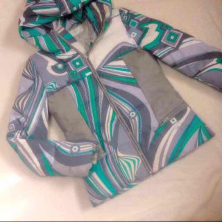 EMILIO PUCCI(ダウンジャケット)のフリマアイテム一覧 EMILIO PUCCI(ダウンジャケット)のフリマアイテム一覧