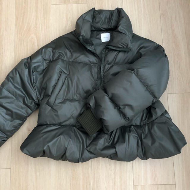 Ameri VINTAGE(アメリヴィンテージ)のSTAND COLLAR DOWN JACKET レディースのジャケット/アウター(ダウンジャケット)の商品写真