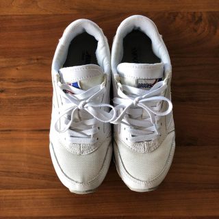 ブルックス(Brooks)のBROOKS スニーカー 白(スニーカー)