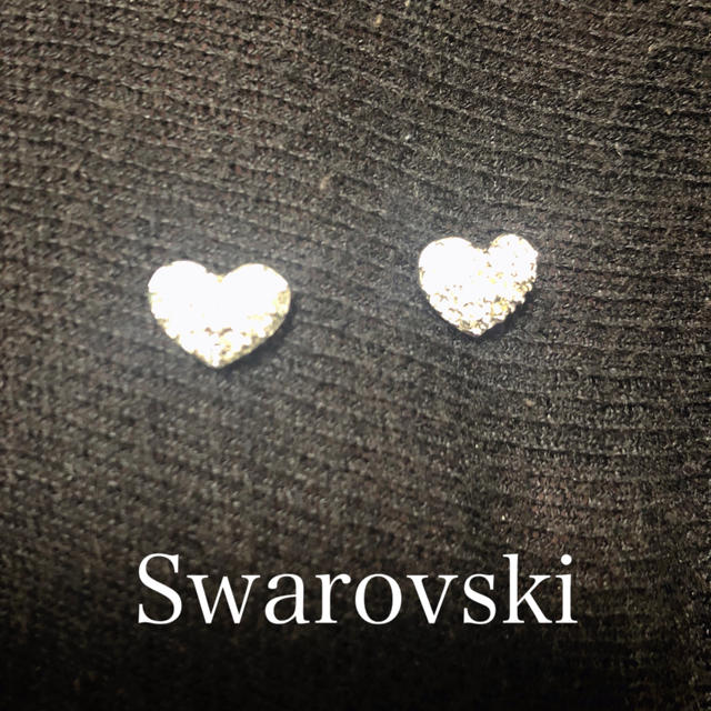 SWAROVSKI(スワロフスキー)のswarovski スワロフスキー　ハート　ピアス レディースのアクセサリー(ピアス)の商品写真