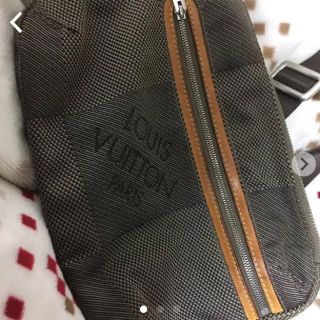 ルイヴィトン(LOUIS VUITTON)のフォレスト様専用☆確実正規品☆ルイヴィトン　ボディーバック(ボディーバッグ)