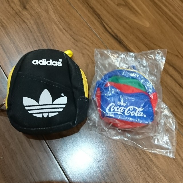 adidas(アディダス)のadidas＆CoCa-CoLa小銭入れセット メンズのファッション小物(コインケース/小銭入れ)の商品写真